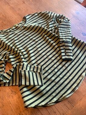 cut loose Olive and Black Striped Long-Sleeve Crewneck Top